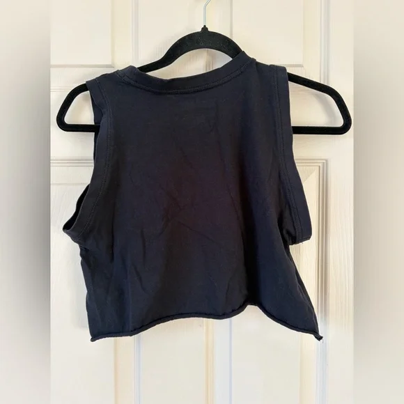 XS Guns N Roses Crop Top - Picture 3 of 3